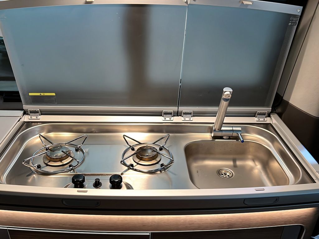 Volkswagen T6 California 2024