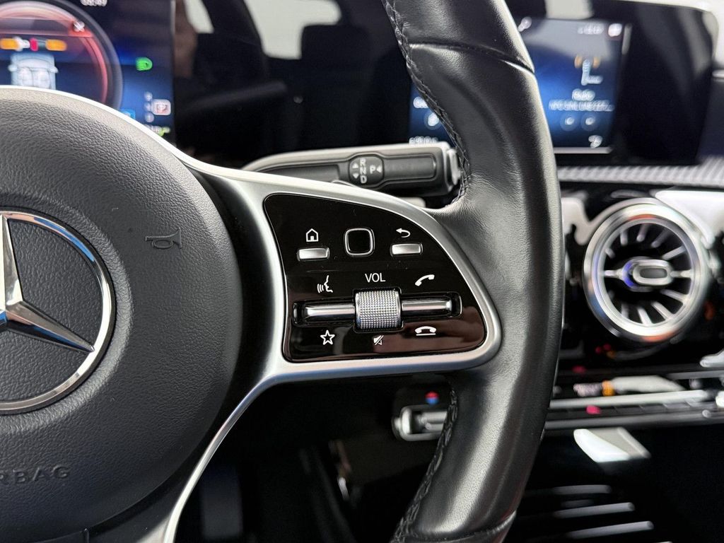 Mercedes-Benz A 250 2021