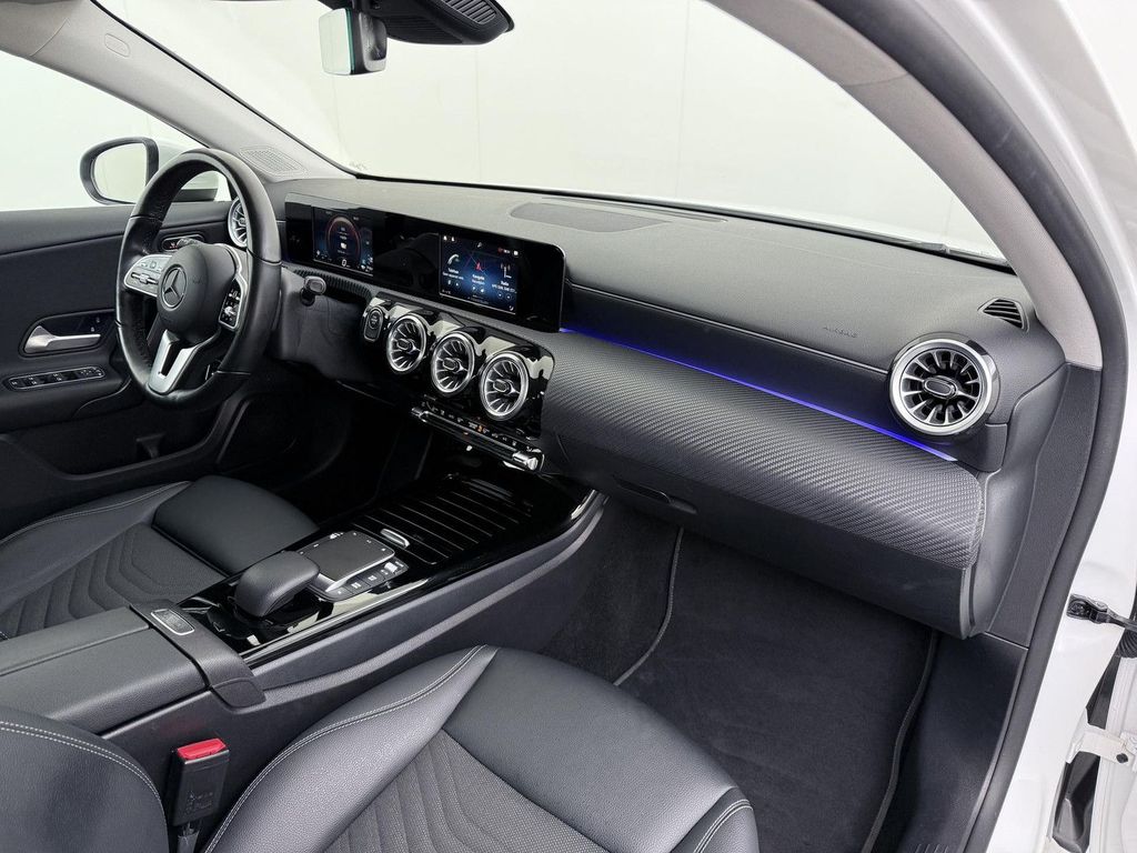 Mercedes-Benz A 250 2021