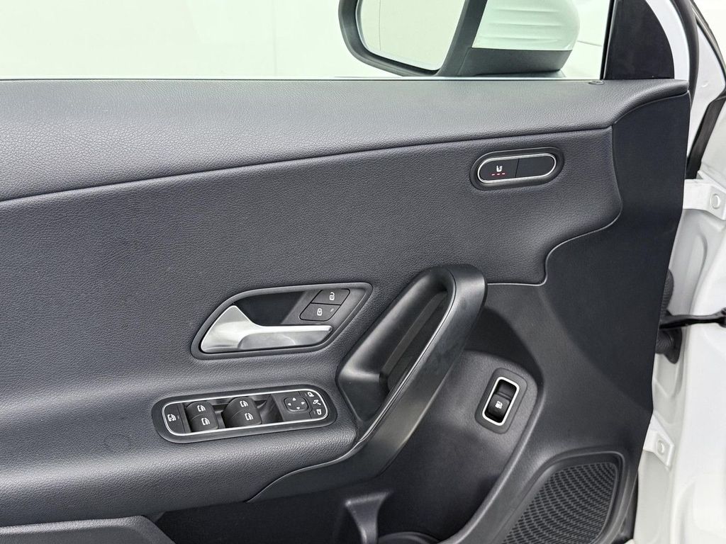 Mercedes-Benz A 250 2021