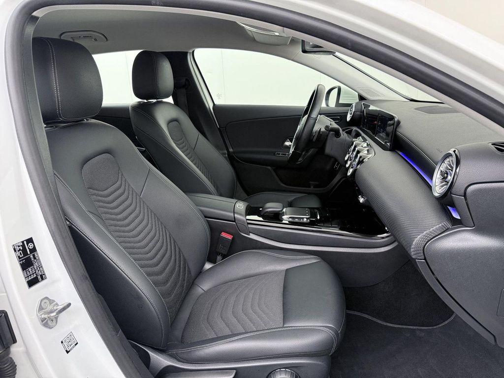 Mercedes-Benz A 250 2021