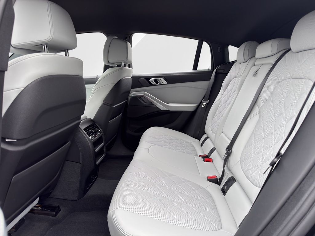 BMW X6 2023