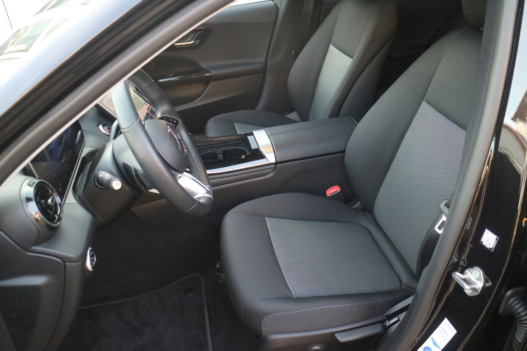 Mercedes-Benz C 220 2023