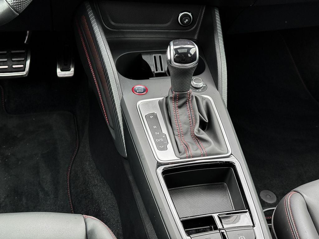 Audi SQ2 2025
