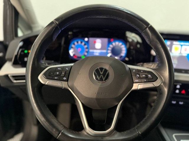 Volkswagen Golf 2021