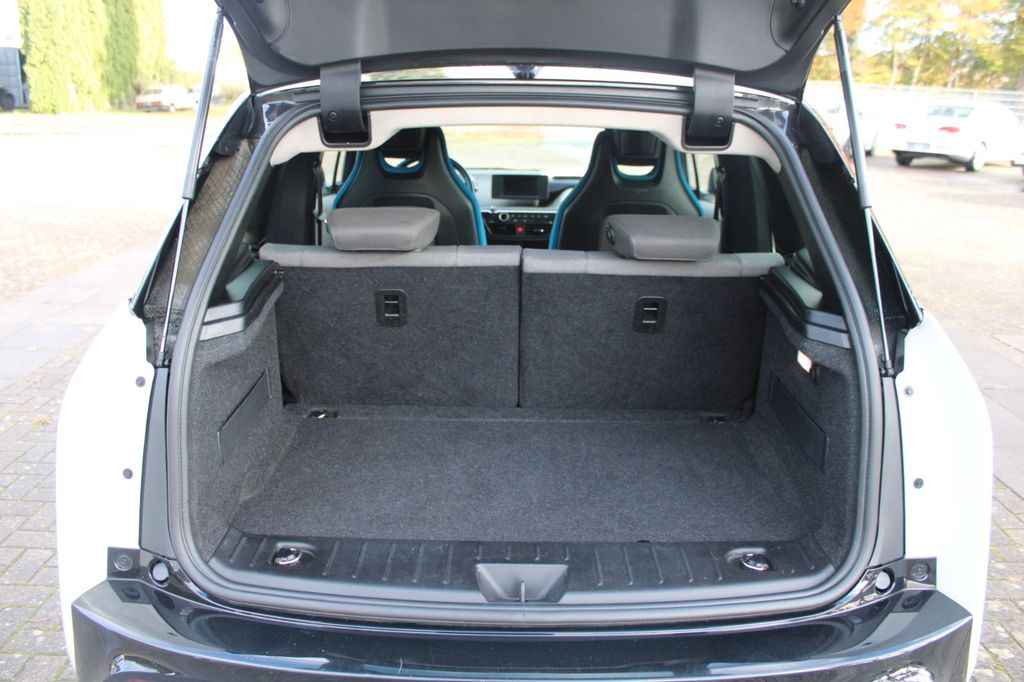 BMW i3 2022
