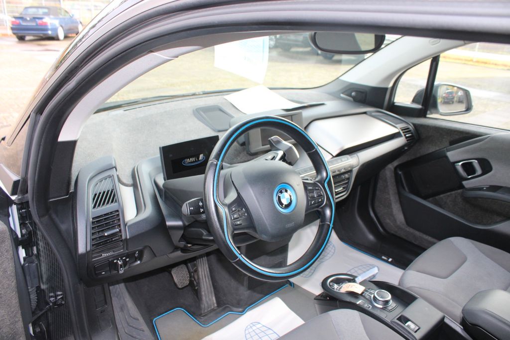 BMW i3 2022