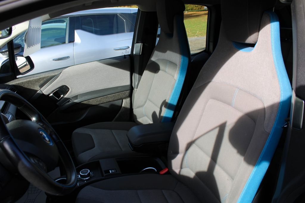 BMW i3 2022