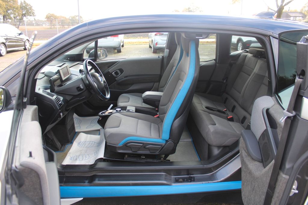 BMW i3 2022