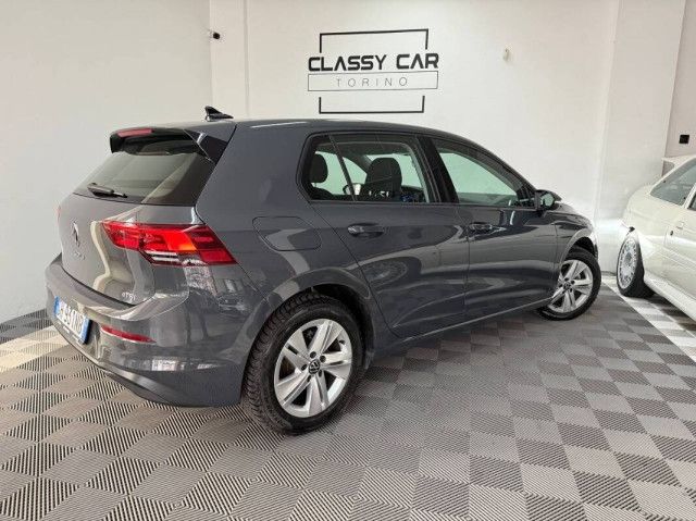 Volkswagen Golf 2021