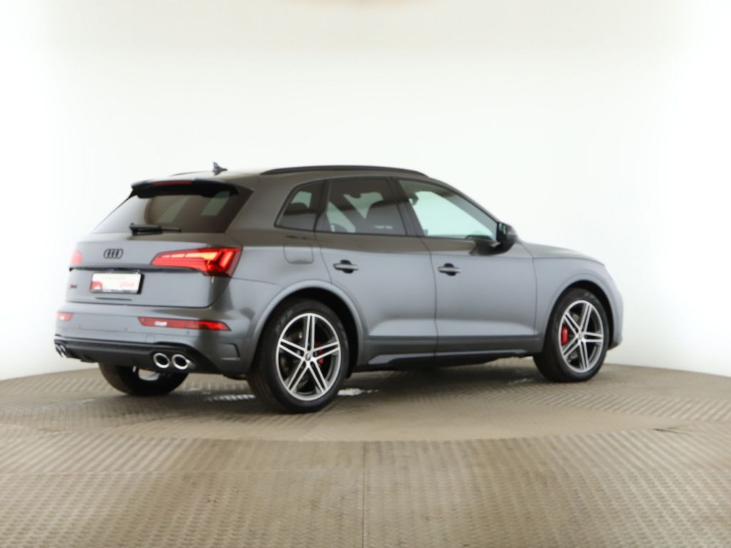 Audi SQ5 2022