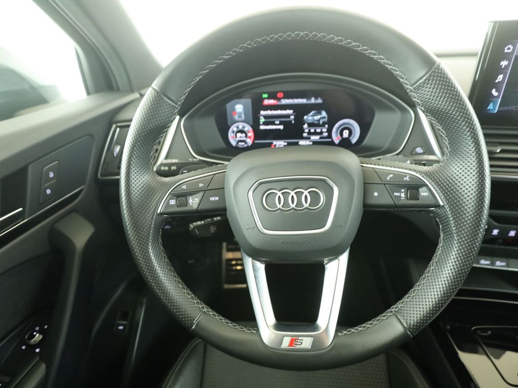 Audi SQ5 2022