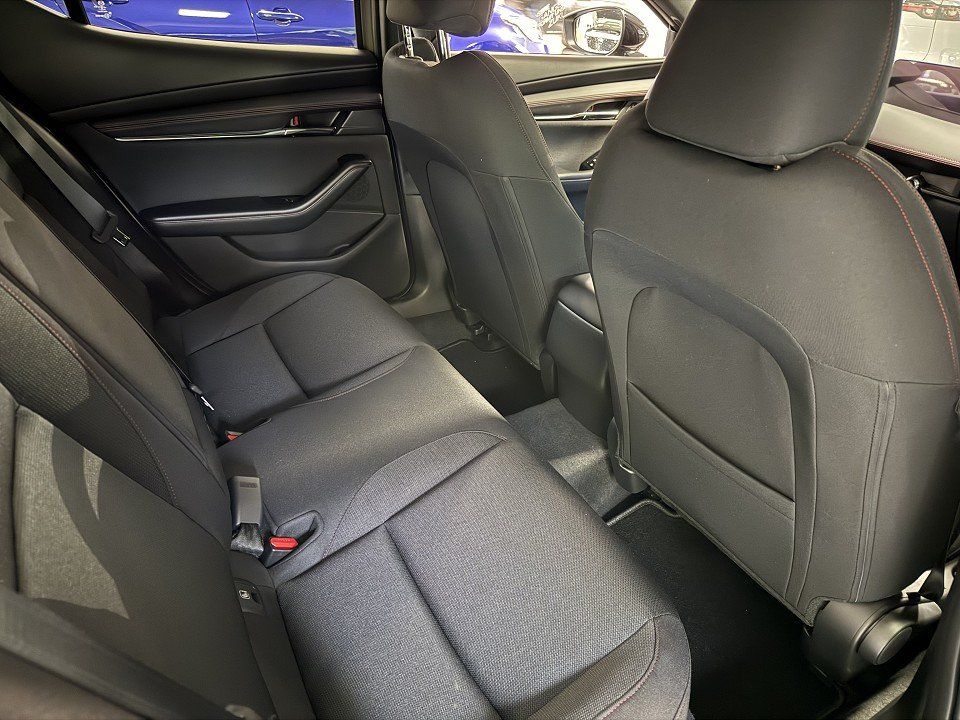 Mazda 3 2025