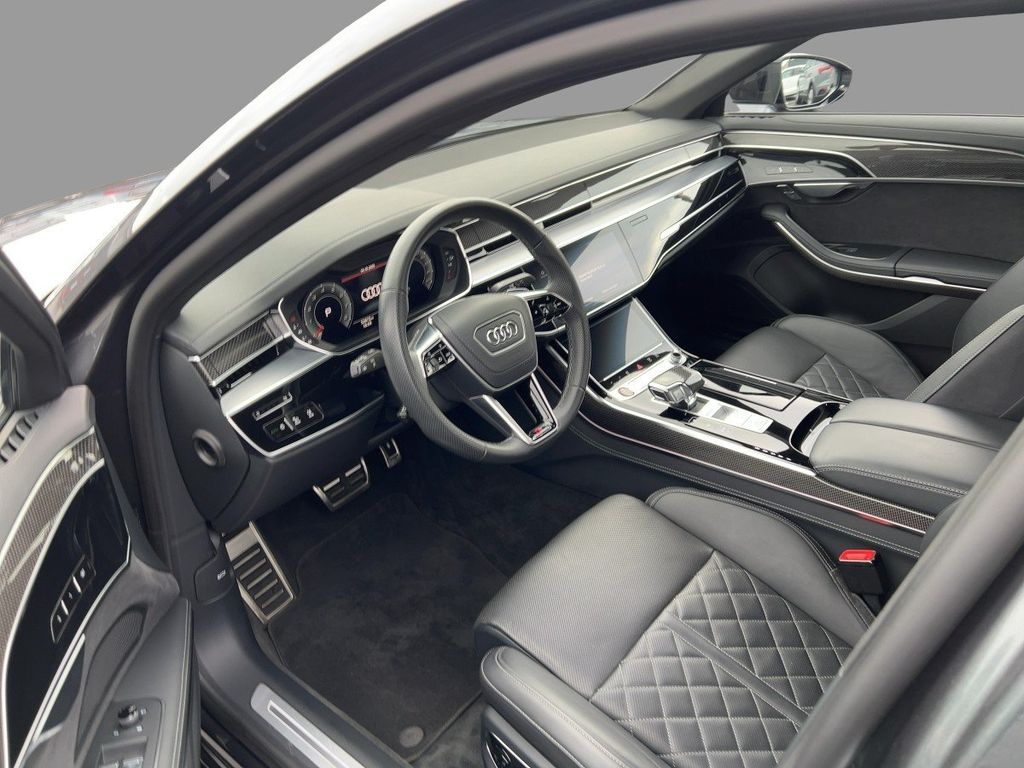 Audi S8 2023