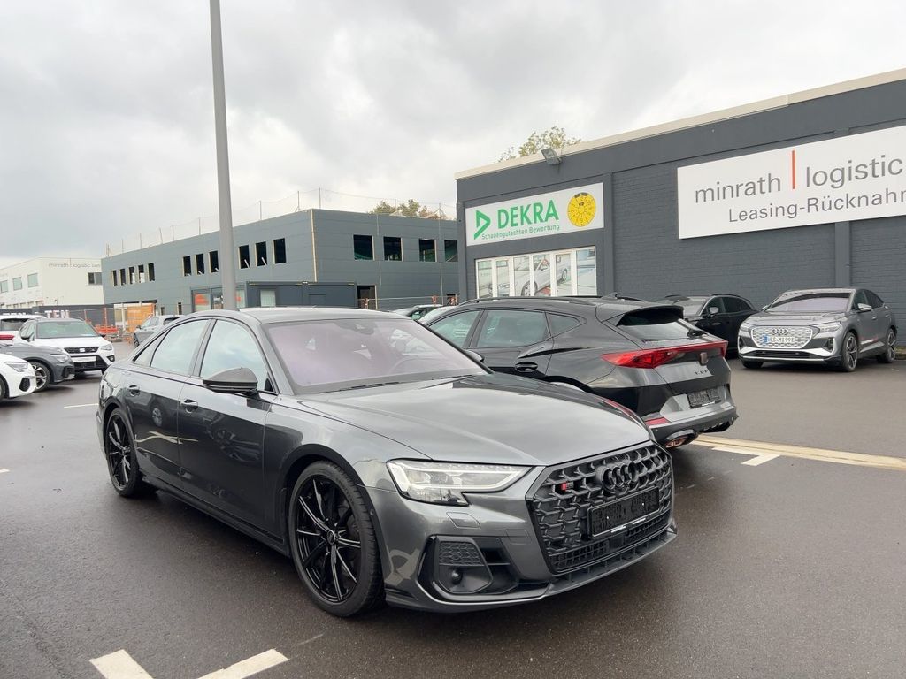 Audi S8 2023