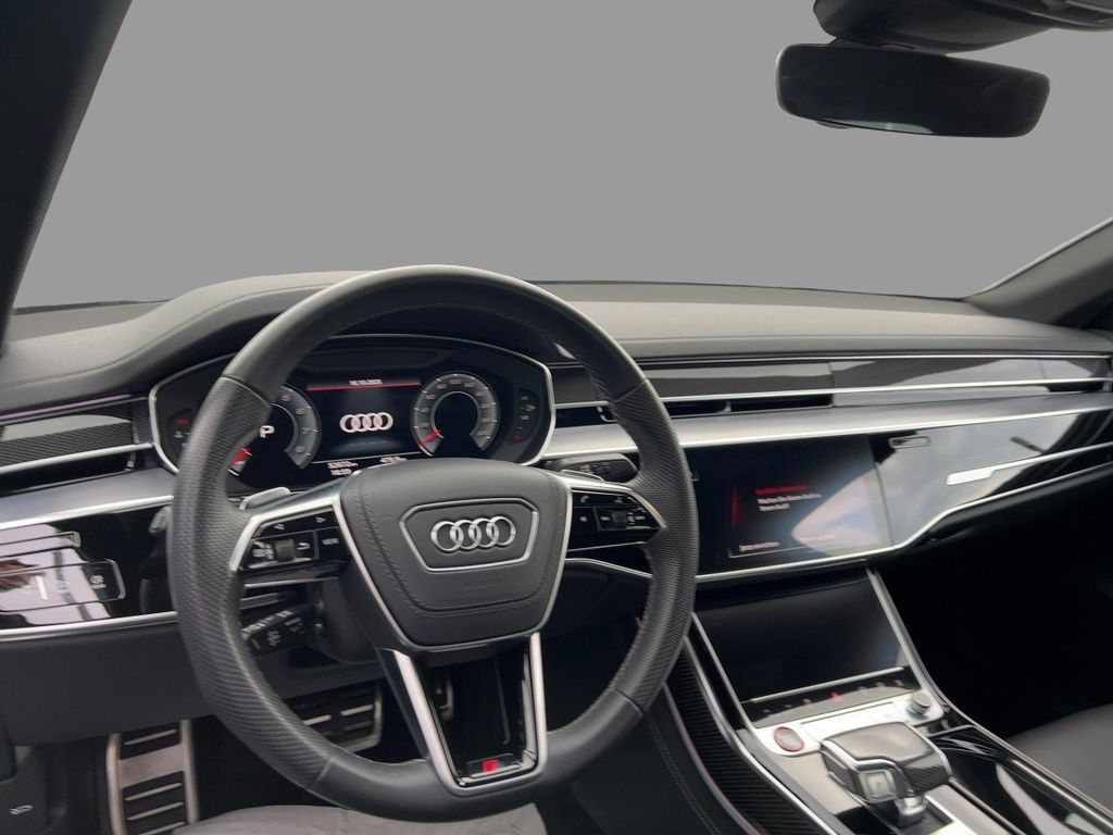 Audi S8 2023