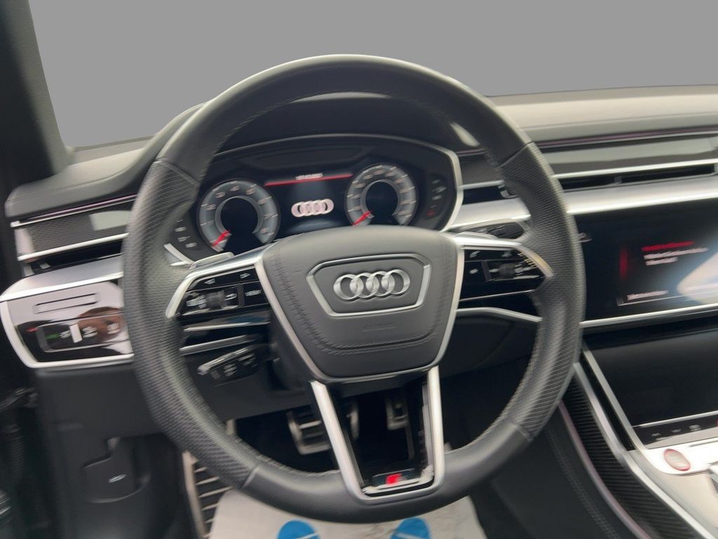 Audi S8 2023