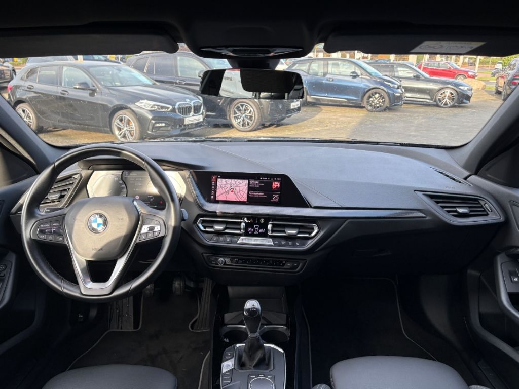 BMW 116 2021