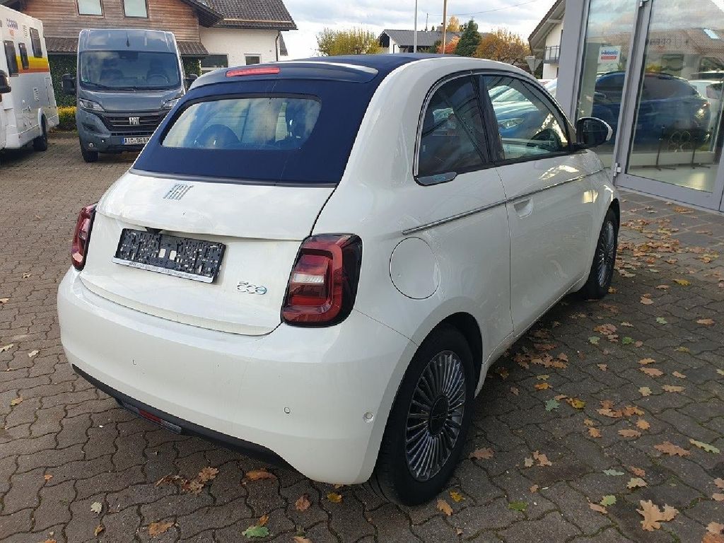 Fiat 500e 2023