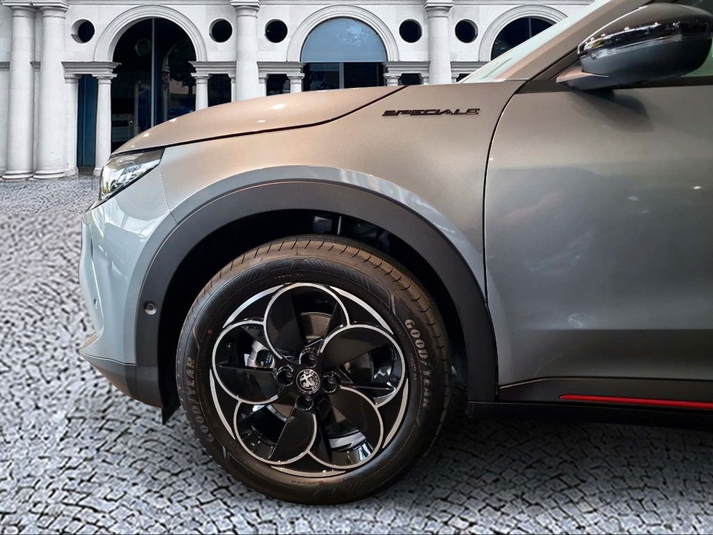 Alfa Romeo Junior 2025