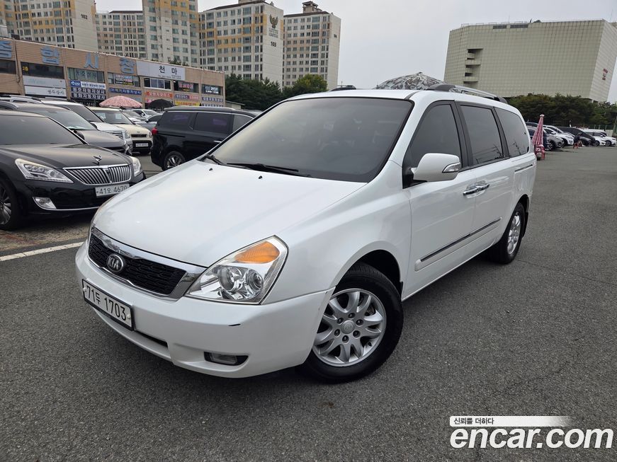 Kia Canival 2013