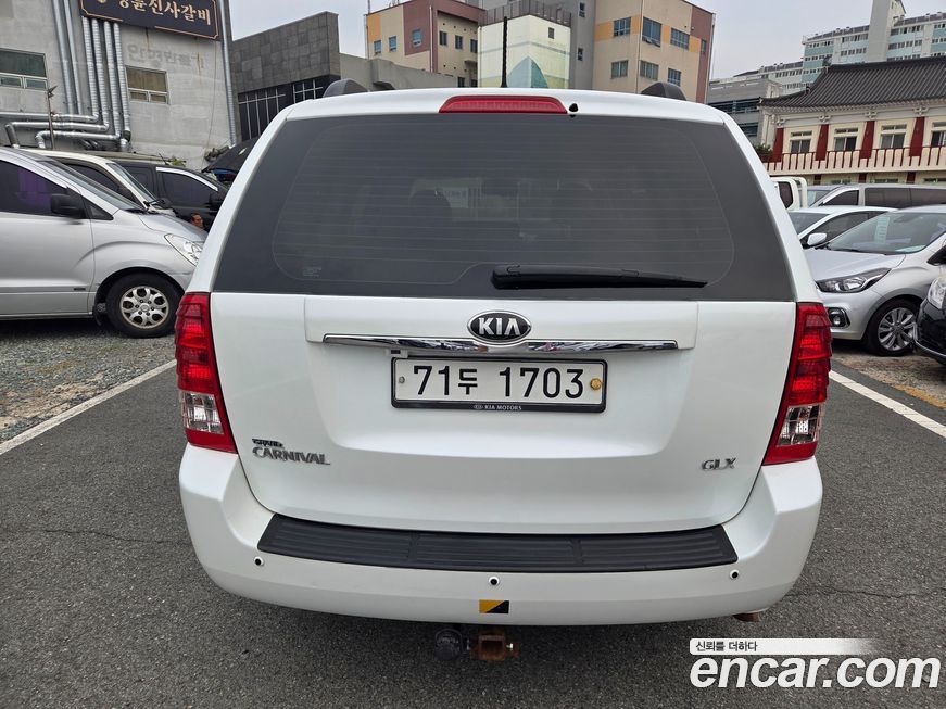 Kia Canival 2013