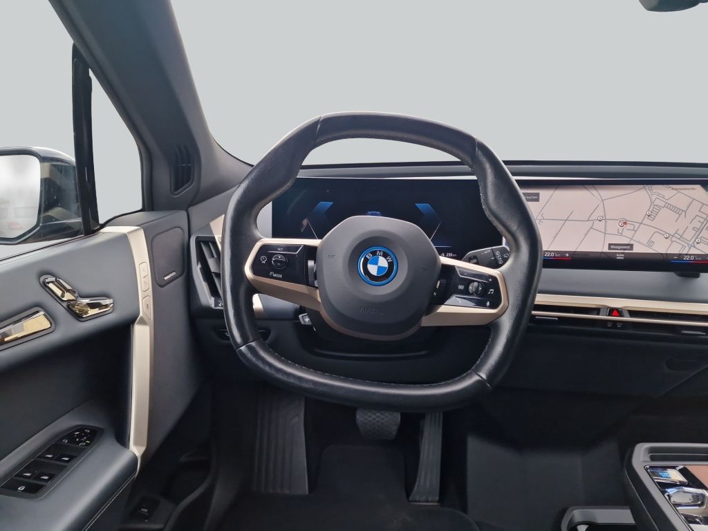 BMW iX 2022