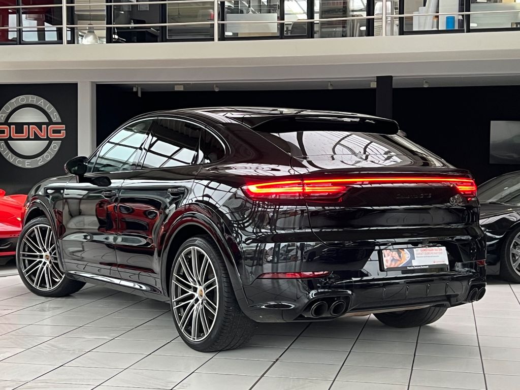 Porsche Cayenne 2022