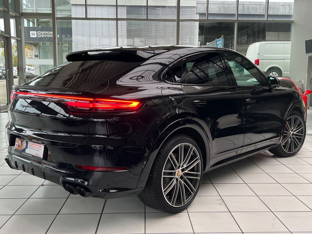 Porsche Cayenne 2022