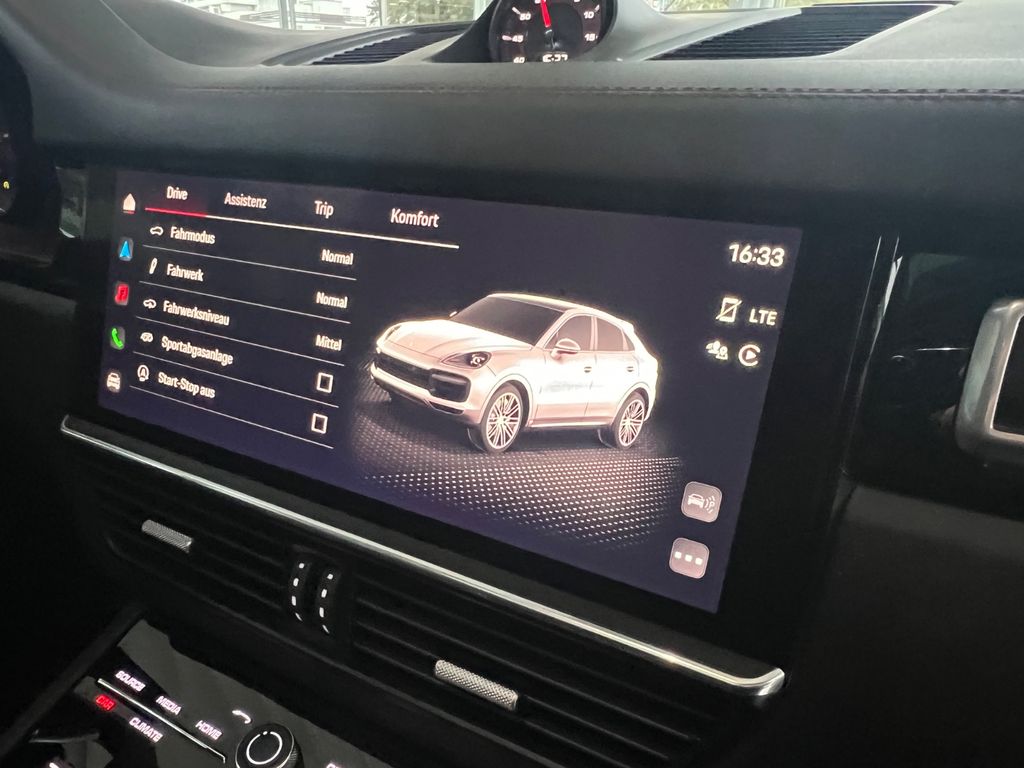 Porsche Cayenne 2022