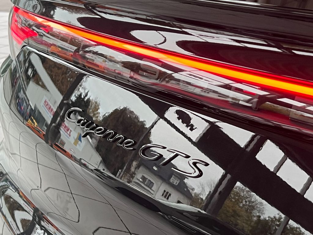 Porsche Cayenne 2022