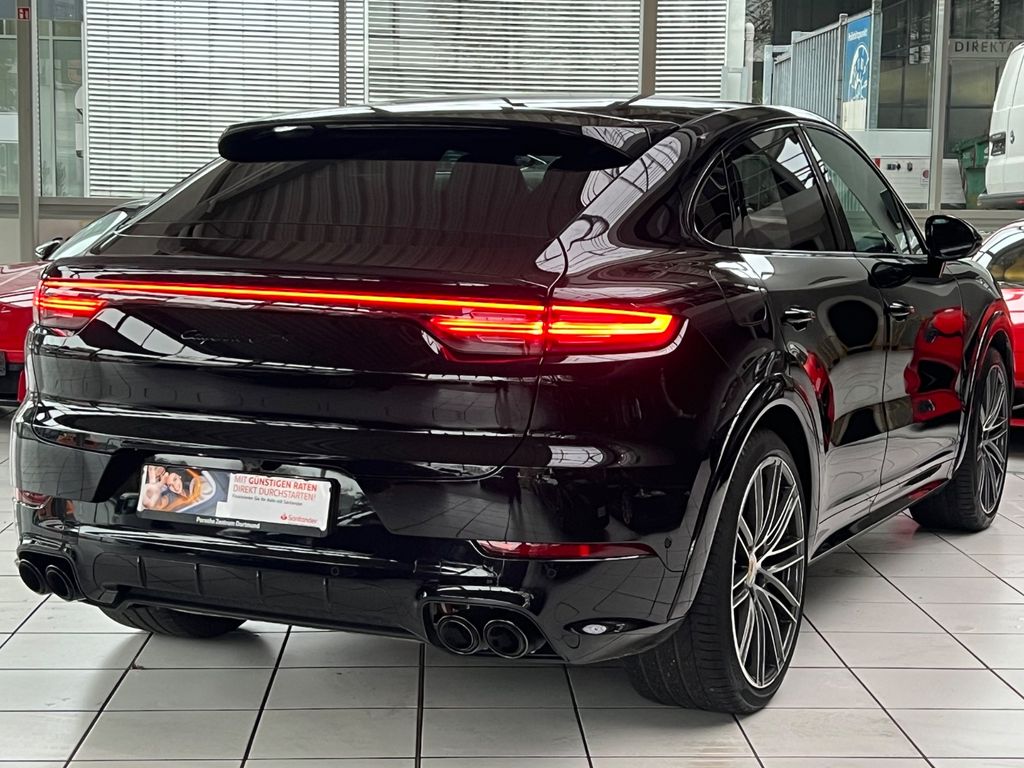 Porsche Cayenne 2022