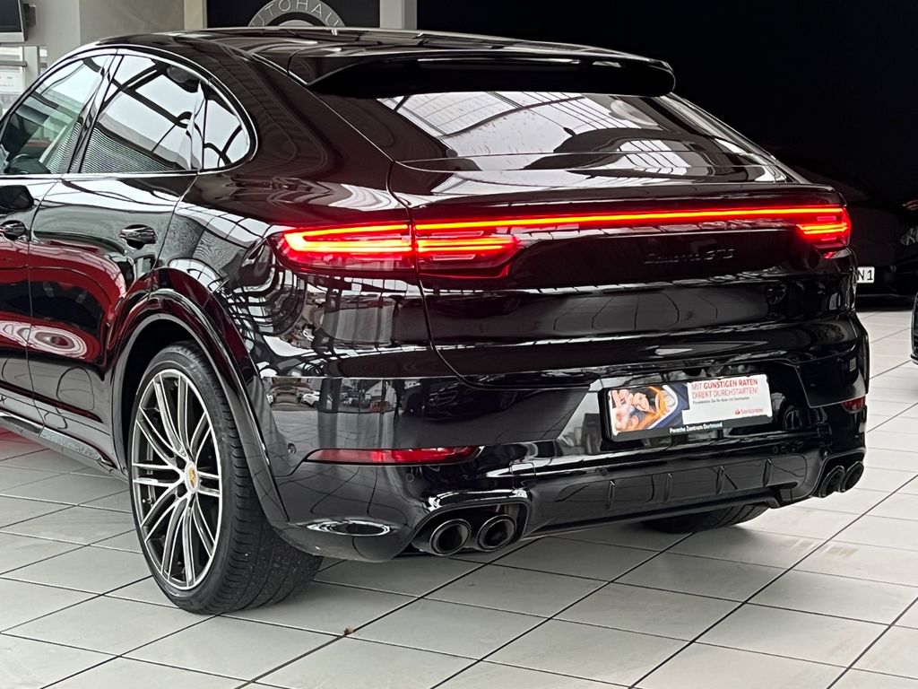 Porsche Cayenne 2022