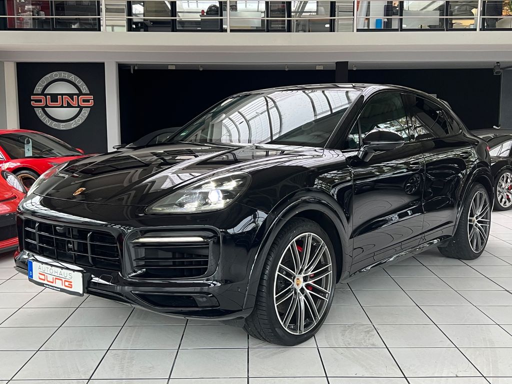 Porsche Cayenne 2022