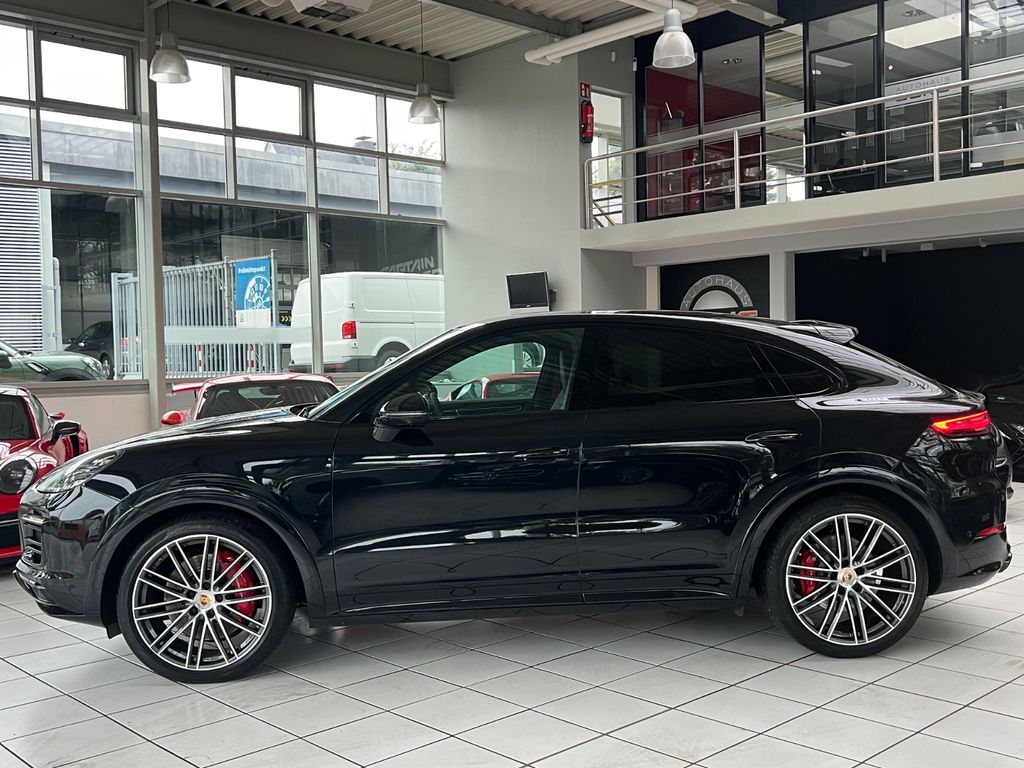 Porsche Cayenne 2022
