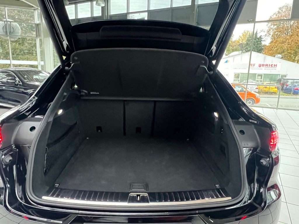 Porsche Cayenne 2022