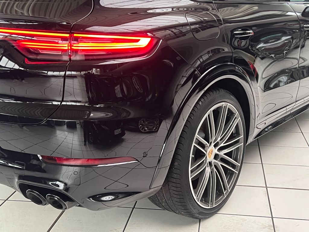 Porsche Cayenne 2022