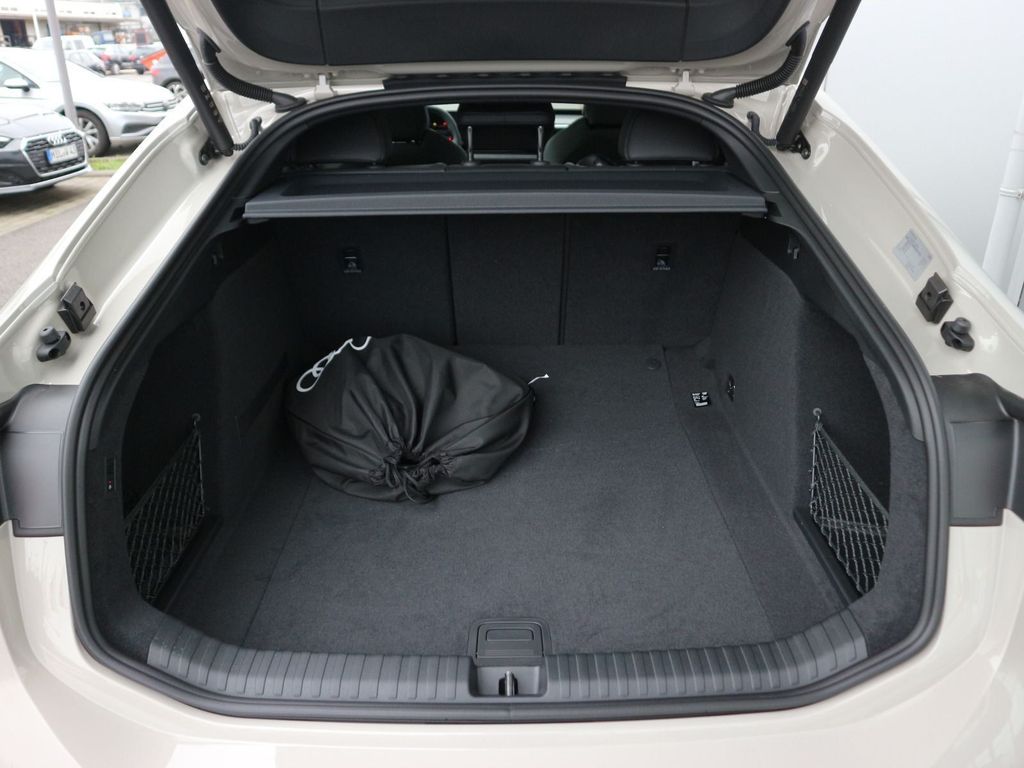 Audi A6 e-tron 2025