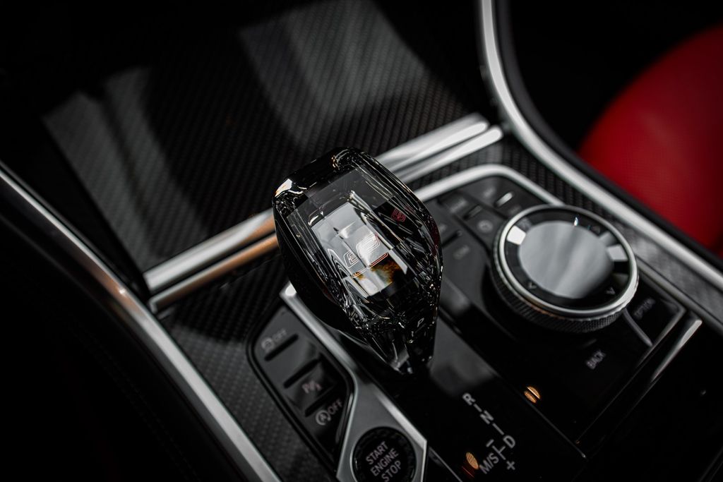 BMW M850 2024