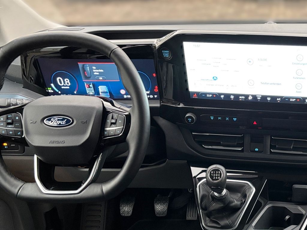 Ford Tourneo Custom 2025