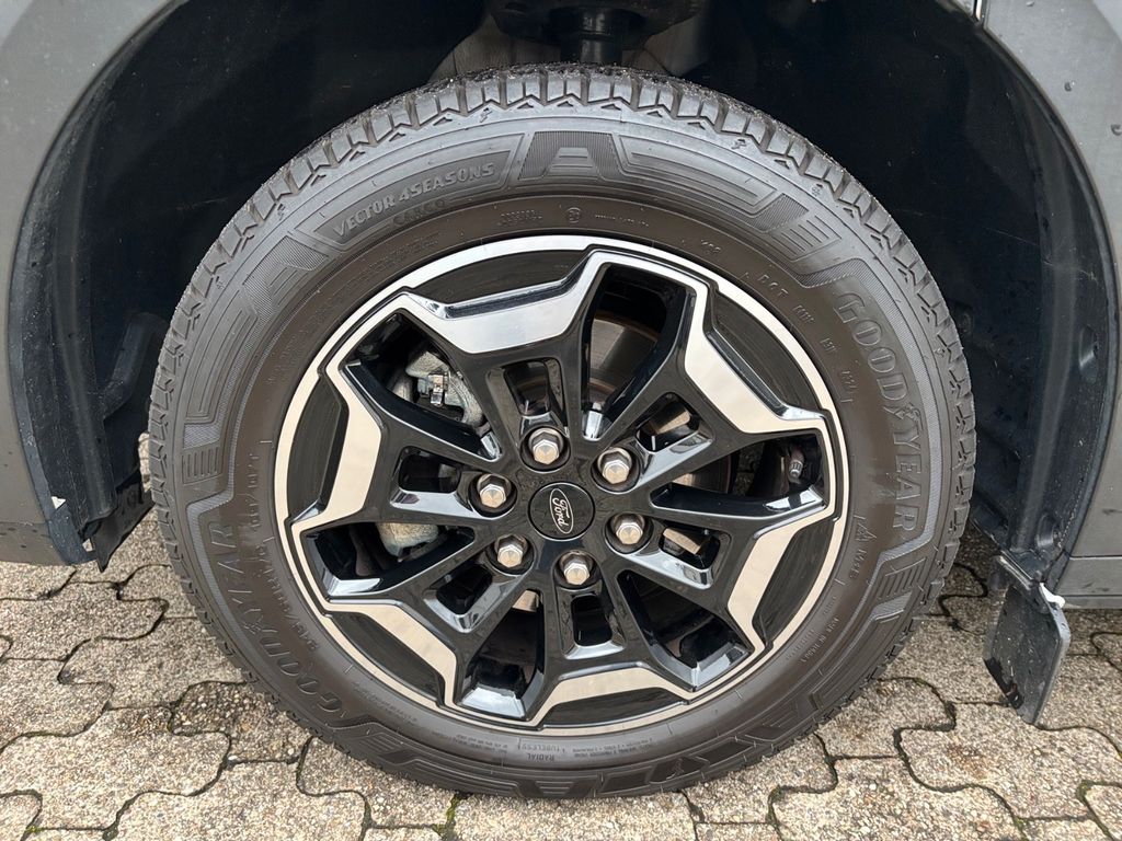 Ford Tourneo Custom 2025