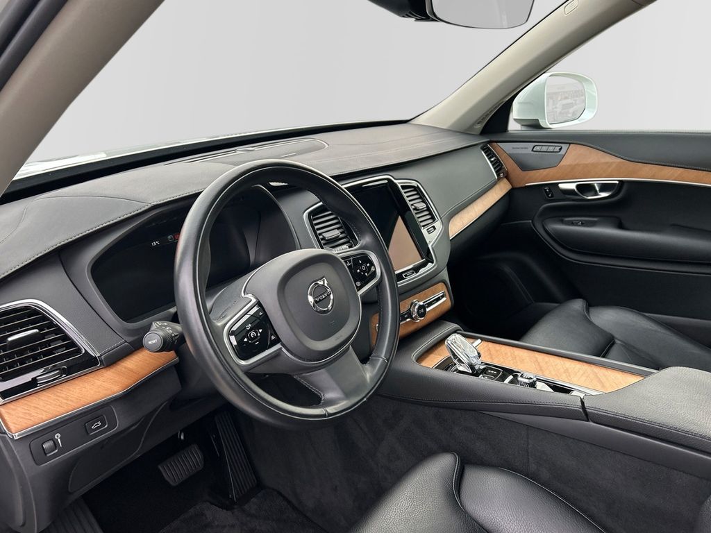 Volvo XC90 2022