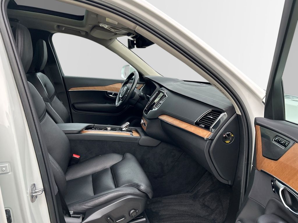 Volvo XC90 2022