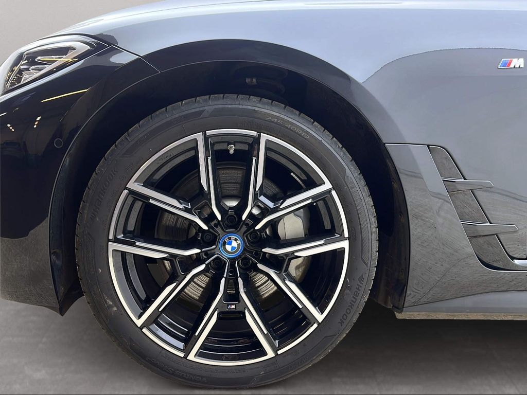 BMW i4 2023
