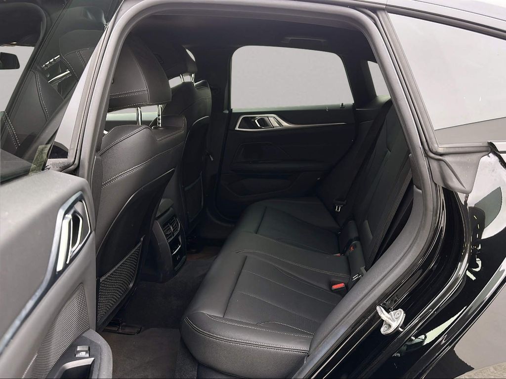 BMW i4 2023