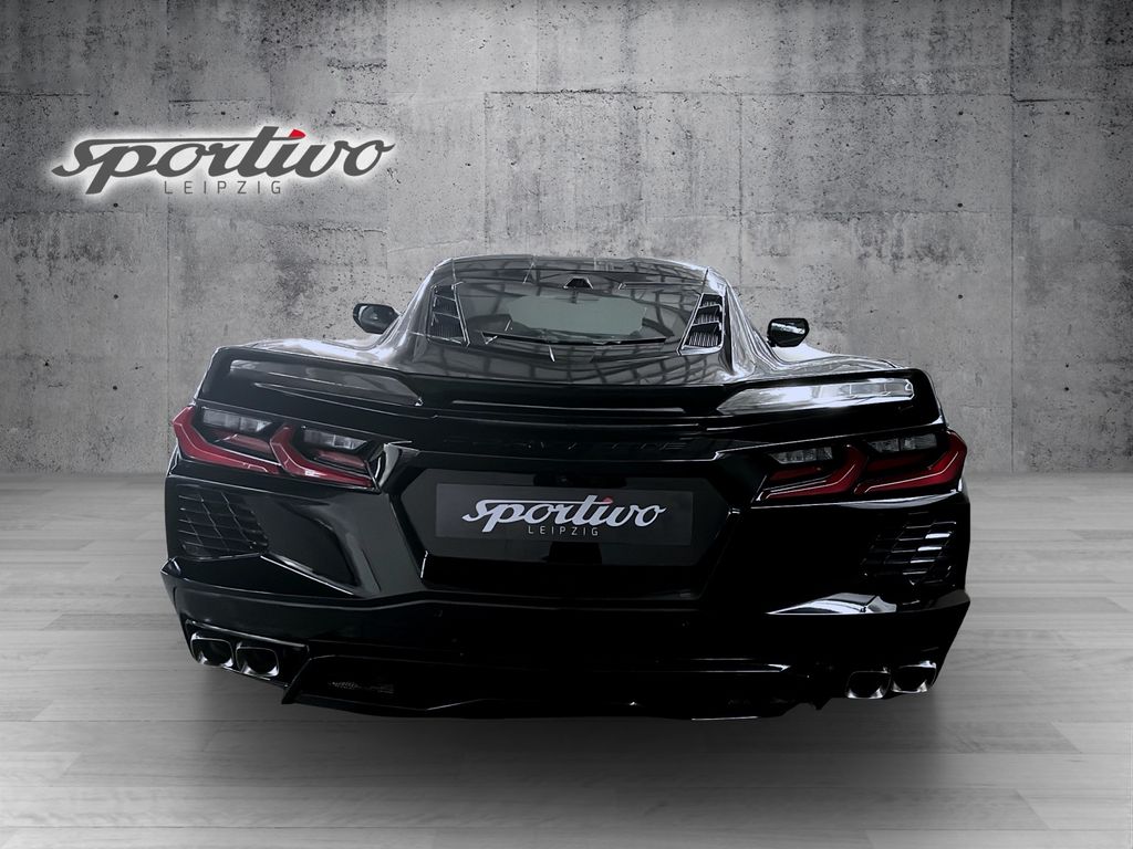 Corvette C8 2025