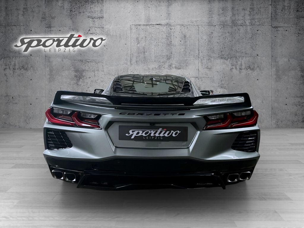 Corvette C8 2025