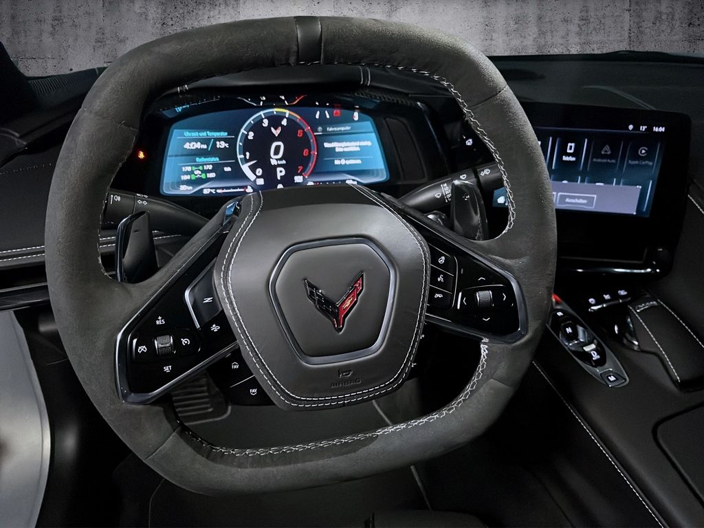 Corvette C8 2025