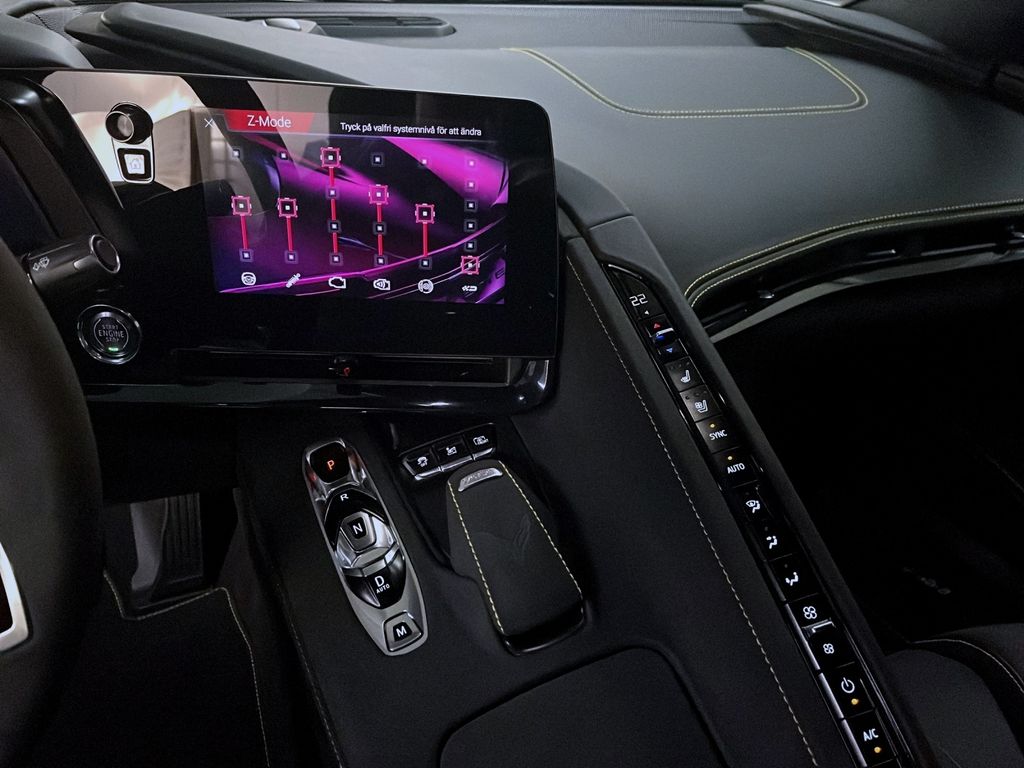 Corvette C8 2025