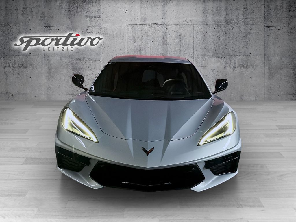 Corvette C8 2025